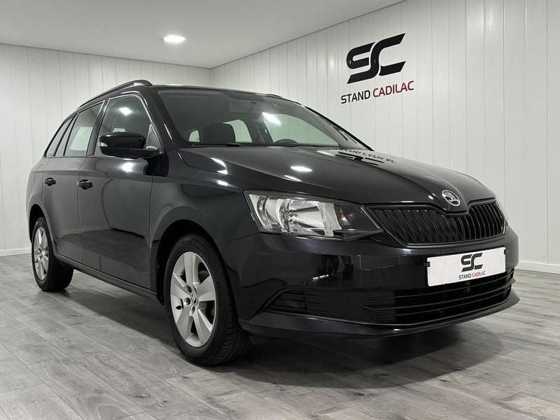 Usado Skoda Fabia 75 HP (55 kW) 2017 Preto Citadino