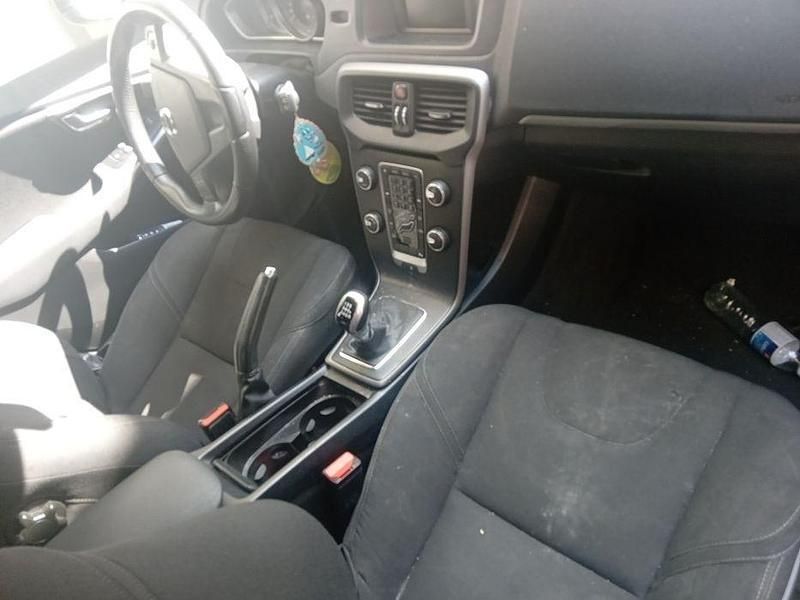 Usado 2017 Volvo V40 Carrinha | € 7.500 - Imagem 1/2