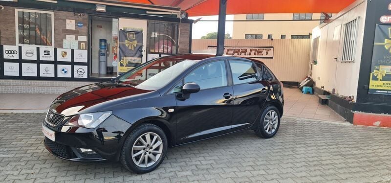 Preto Usado 2017 Seat Ibiza Reference Citadino | € 11.990 (Preço justo) - Imagem 1/4
