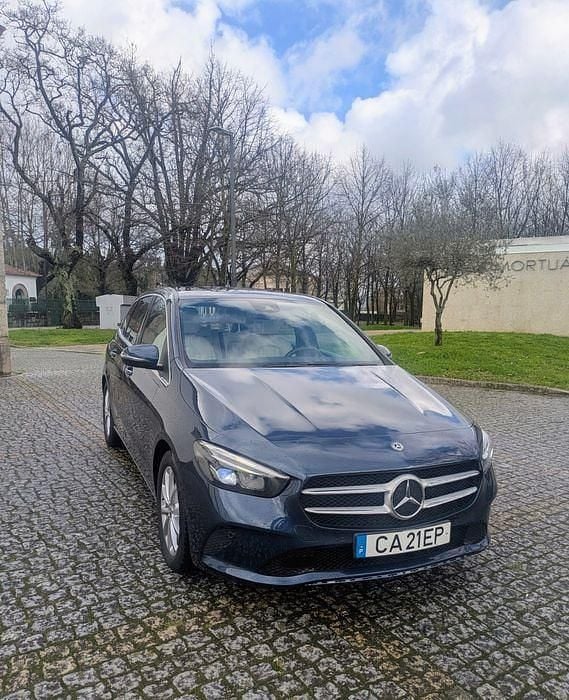 Usado Mercedes B200 Progressive 150 HP (110 kW) 2020 Monovolume