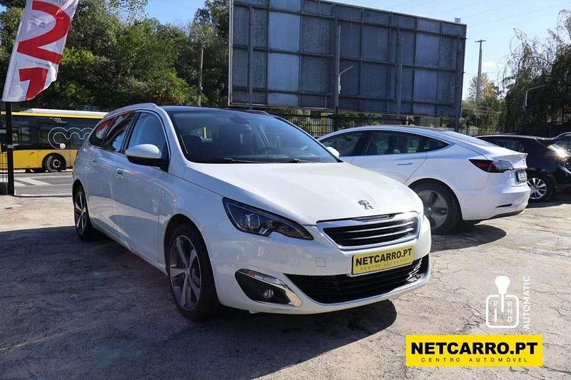 Branco Usado 2016 Peugeot 308 | € 11.900 (Bom preço) - Imagem 1/4