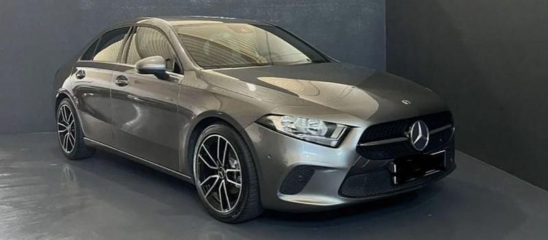 Usado 2019 Mercedes A180 Sedan | € 21.500 - Imagem 1/4
