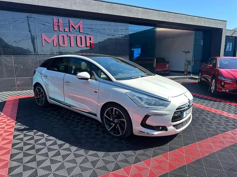Usado Citroën DS5 Sport Chic 200 HP (147 kW) 2013 Branco Citadino
