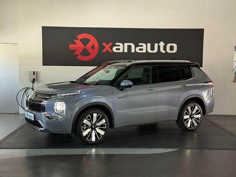 Outro Usado 2025 Mitsubishi Outlander Instyle SUV | € 54.190 - Imagem 1/4