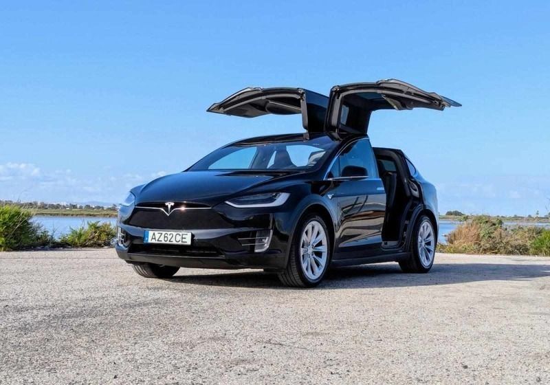 Preto Usado 2018 Tesla Model X SUV | € 32.500 (Caro) - Imagem 1/4