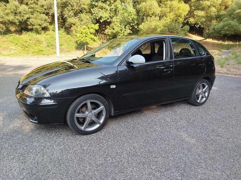 Usado 2006 Seat Ibiza Sedan | € 5.300 (Preço elevado) - Imagem 1/4