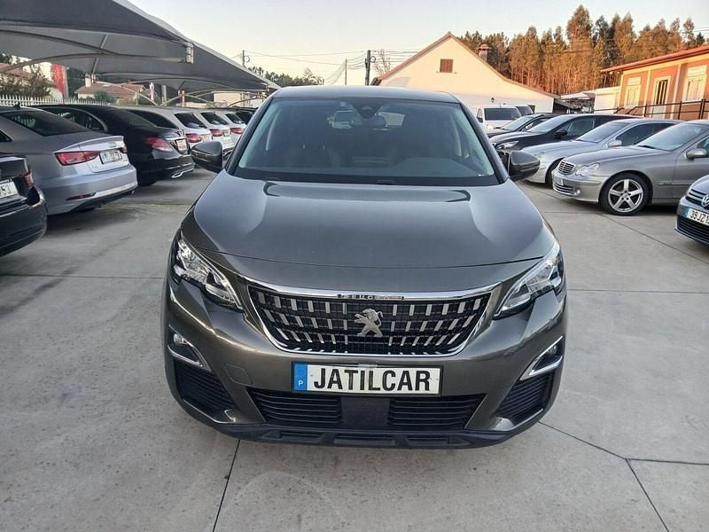 Cinza Usado 2019 Peugeot 3008 Active SUV | € 18.300 (Preço justo) - Imagem 1/4