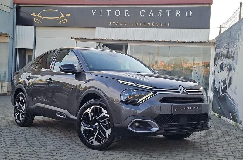 Cinza Usado 2024 Citroën C4 PureTech SUV | € 21.600 (Bom preço) - Imagem 1/4