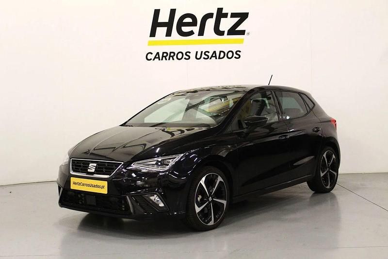 Usado Seat Ibiza FR 95 HP (69 kW) 2023 Preto Citadino