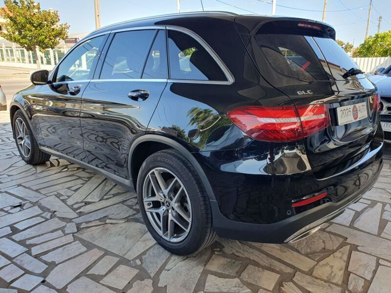 Usado Mercedes GLC220 AMG line 170 HP (125 kW) 2018 Preto SUV