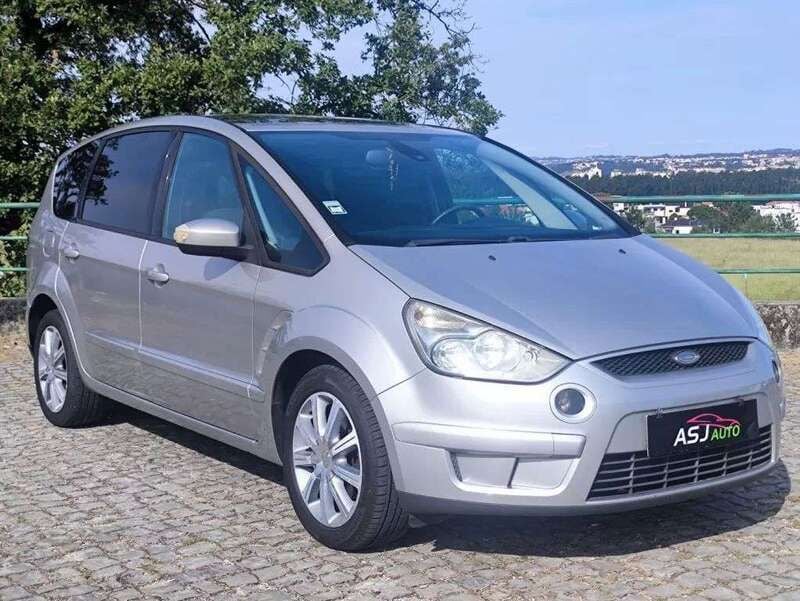 Cinza Usado 2007 Ford S-MAX Titanium Monovolume | € 4.950 (Preço justo) - Imagem 1/4