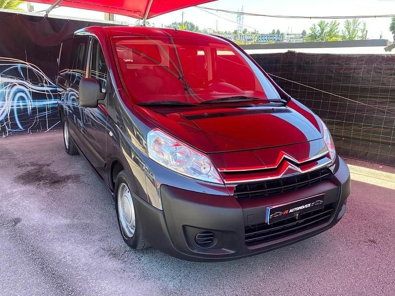 Cinzento Usado 2008 Citroën Jumpy Monovolume | € 13.300 - Imagem 1/4