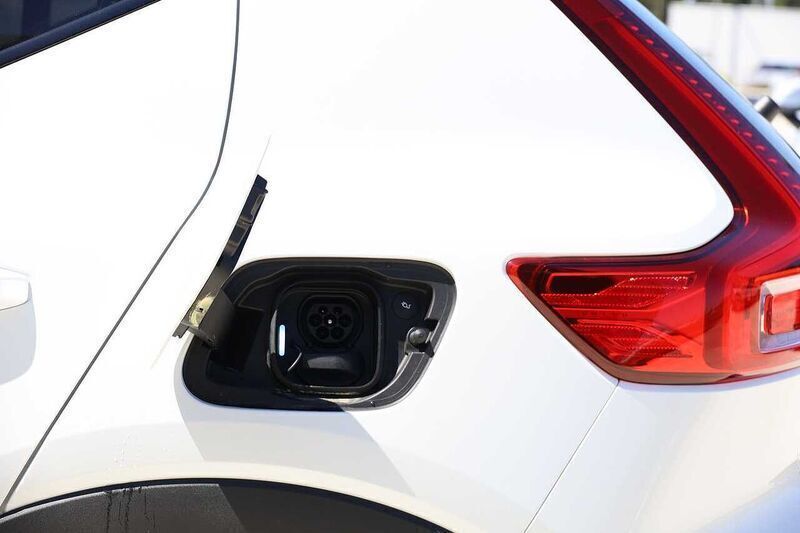 Novo Volvo EX40 Plus 185 kW (252 HP) 2025 Branco SUV