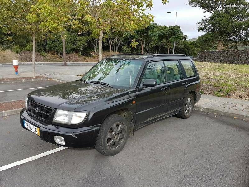 Sold Subaru Forester 2.0 4x4 - - Carros usados para venda