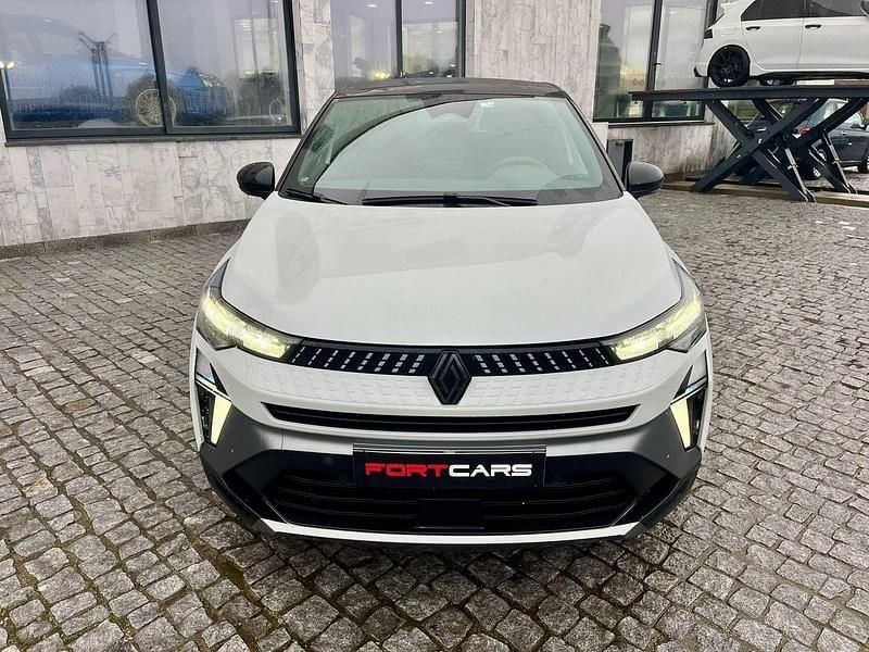 Usado Renault Captur Esprit Alpine 145 HP (106 kW) 2025 Branco SUV