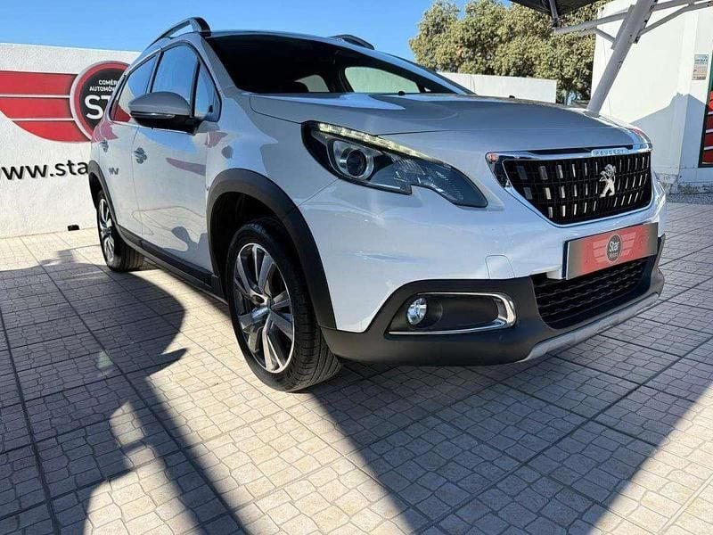 Branco Usado 2016 Peugeot 2008 Allure SUV | € 12.950 (Preço justo) - Imagem 1/4