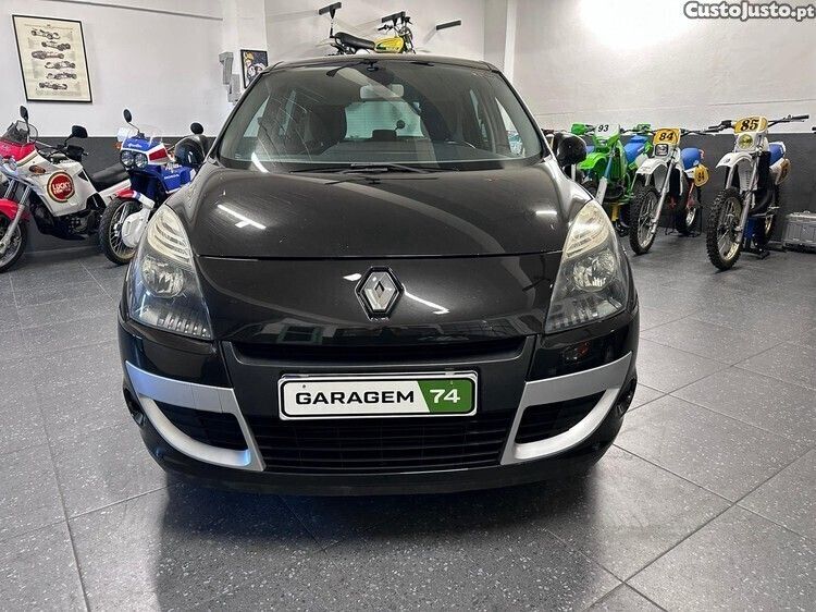 Preto Usado 2010 Renault Scénic III Dynamique Monovolume | € 7.500 (Preço justo) - Imagem 1/1