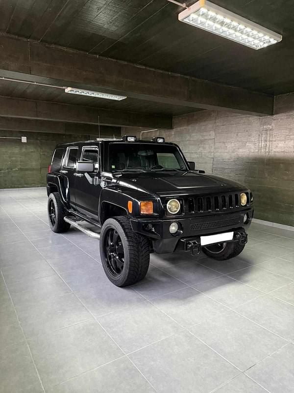 Usado Hummer H3 223 HP (164 kW) 2005 Preto SUV