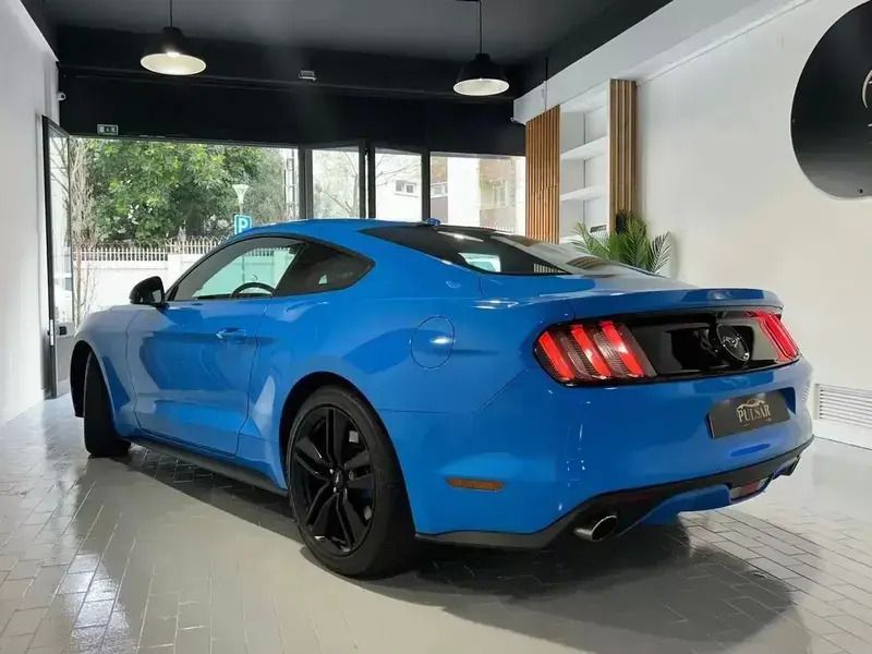Usado Ford Mustang 370 HP (272 kW) 2017 Azul Coupé