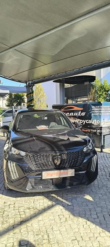 Preto Usado 2023 Peugeot 2008 Active SUV | € 20.599 (Preço justo) - Imagem 1/4