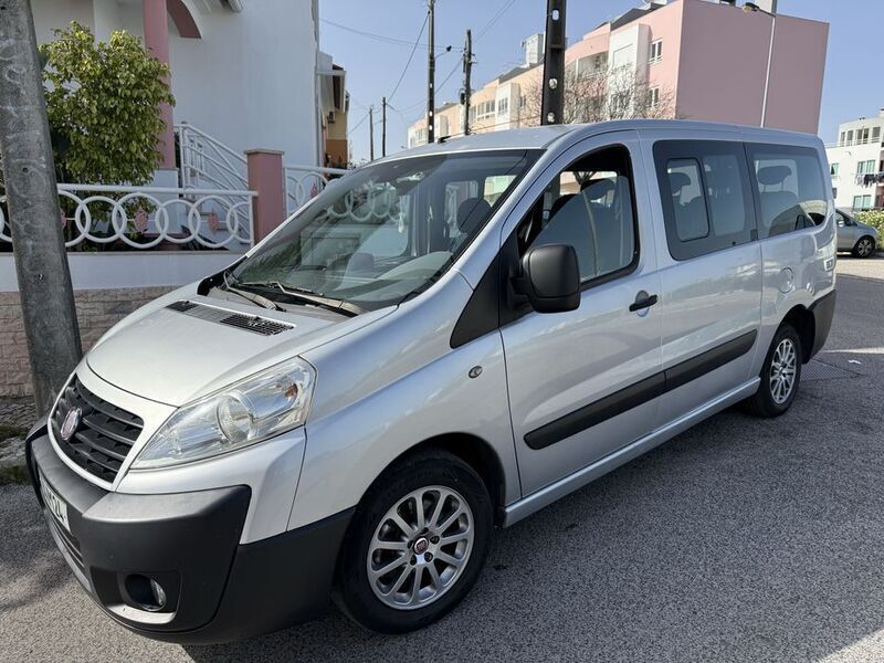Usado 2010 Fiat Scudo Monovolume | € 11.999 - Imagem 1/4