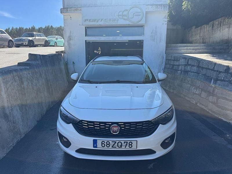 Branco Usado 2019 Fiat Tipo Easy Carrinha | € 10.750 - Imagem 1/4