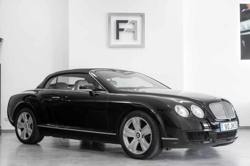 Usado Bentley Continental 560 HP (411 kW) 2007 Preto Sedan