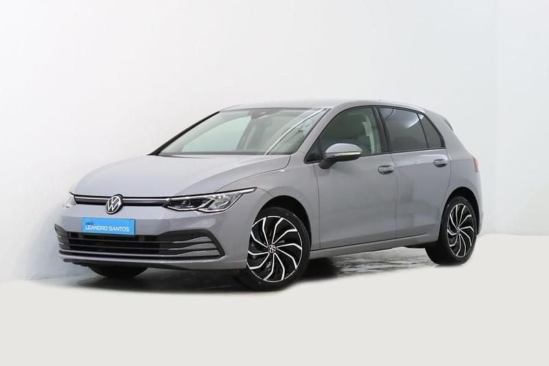 Cinzento Usado 2023 VW Golf VIII | € 21.900 (Preço justo) - Imagem 1/4