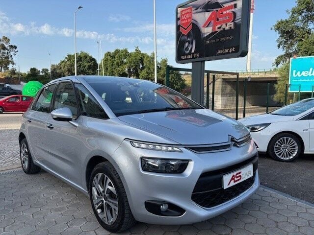 Cinza Usado 2015 Citroën C4 Exclusive SUV | € 13.490 (Preço justo) - Imagem 1/4