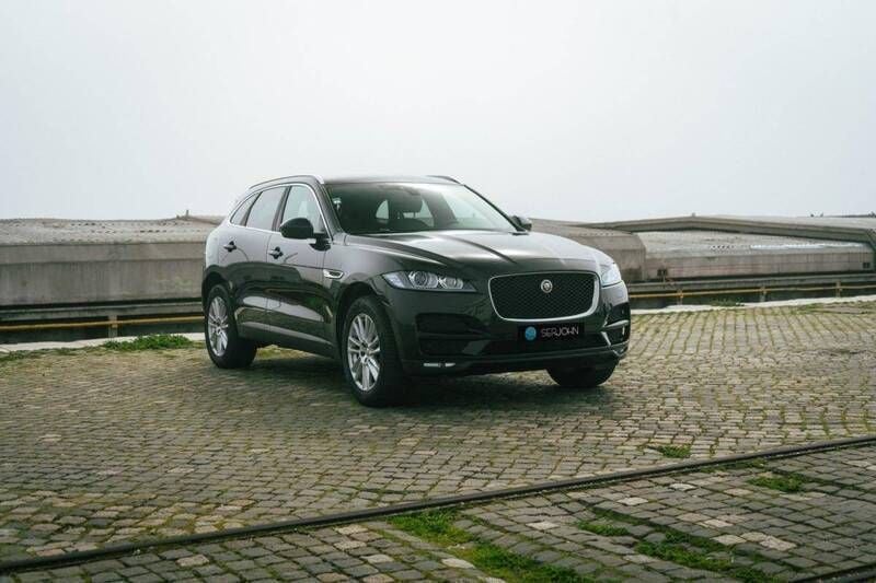 Preto Usado 2017 Jaguar F-Pace SUV | € 25.900 (Bom preço) - Imagem 1/4
