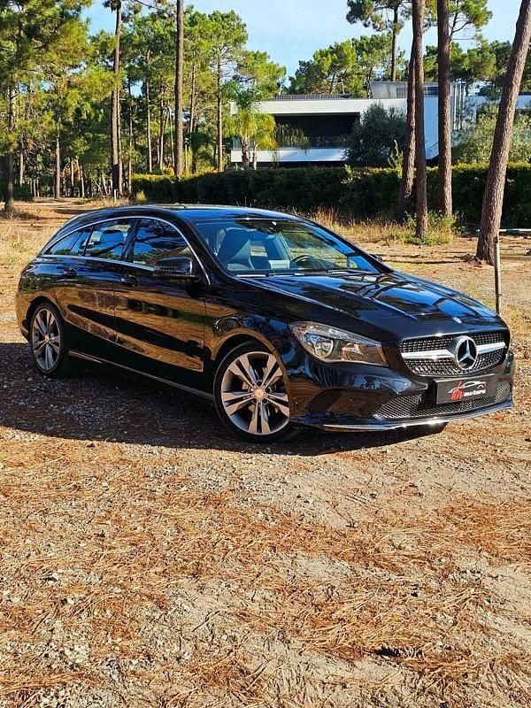 Preto Usado 2017 Mercedes CLA180 Shooting Brake Urban Carrinha | € 15.990 (Bom preço) - Imagem 1/4