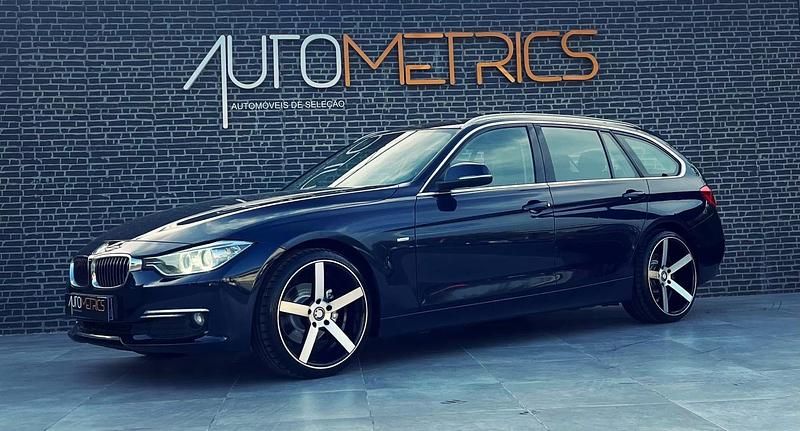 Azul Usado 2014 BMW 318 Luxury Line Carrinha | € 14.900 (Preço justo) - Imagem 1/4