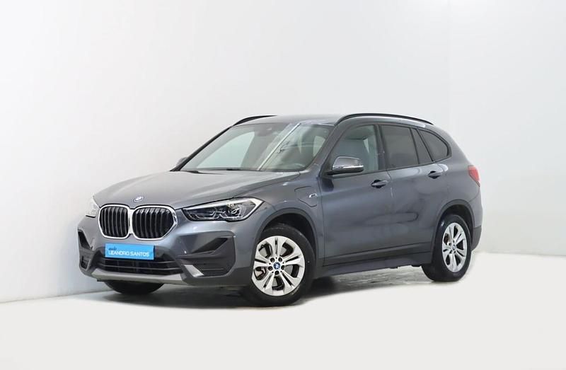 Cinzento Usado 2022 BMW X1 SUV | € 27.900 (Preço justo) - Imagem 1/2