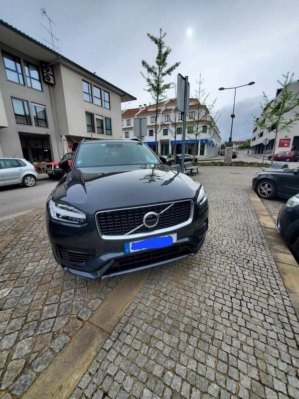 Cinzento Usado 2019 Volvo XC90 SUV | € 38.000 (Bom preço) - Imagem 1/4