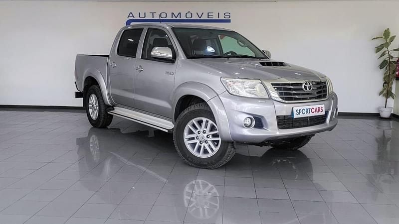 Usado Toyota HiLux 144 HP (105 kW) 2015 Cinzento Pickup
