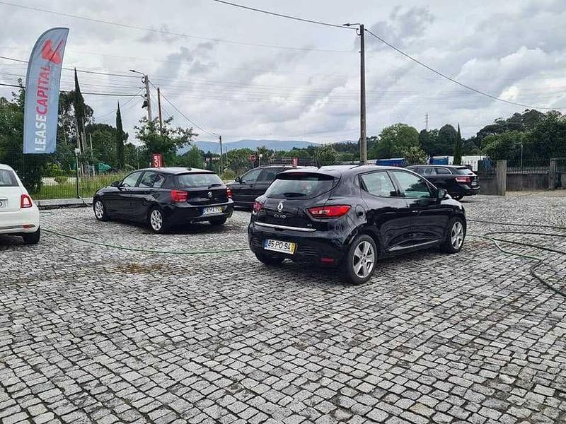 Usado Renault Clio IV 90 HP (66 kW) 2015 Sedan