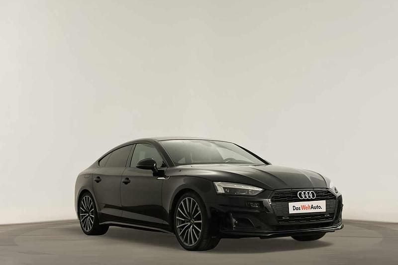 Preto Usado 2023 Audi A5 Sportback Advanced Citadino | € 46.490 (Preço justo) - Imagem 1/4