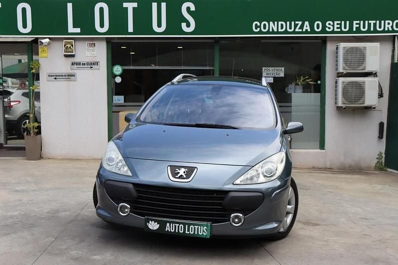 Cinza Usado 2006 Peugeot 307 Premium Carrinha | € 3.970 (Preço justo) - Imagem 1/4