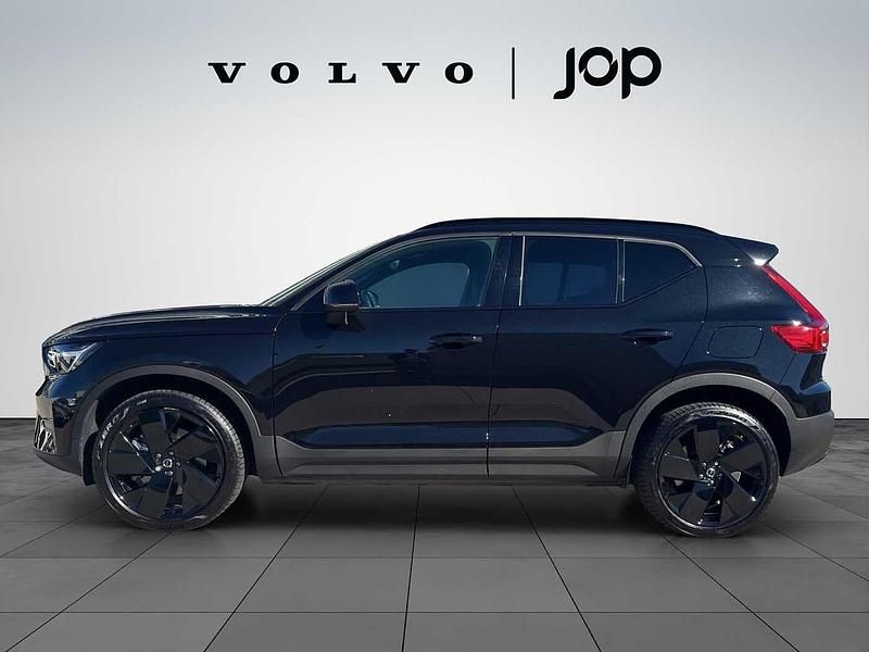 Preto Usado 2025 Volvo XC40 SUV | € 44.900 - Imagem 1/1