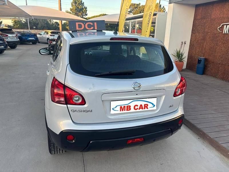 Usado Nissan Qashqai 106 HP (77 kW) 2008 Cinzento SUV