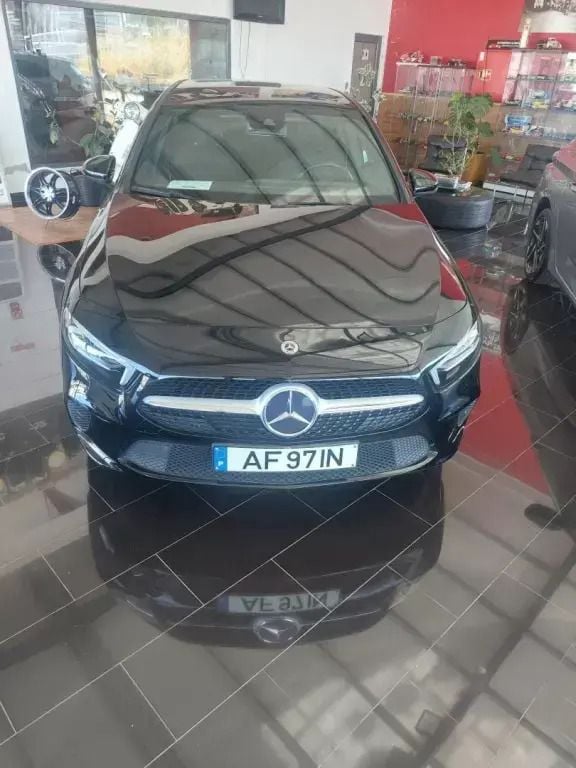 Preto Usado 2021 Mercedes A250 | € 27.500 (Super Preço) - Imagem 1/4