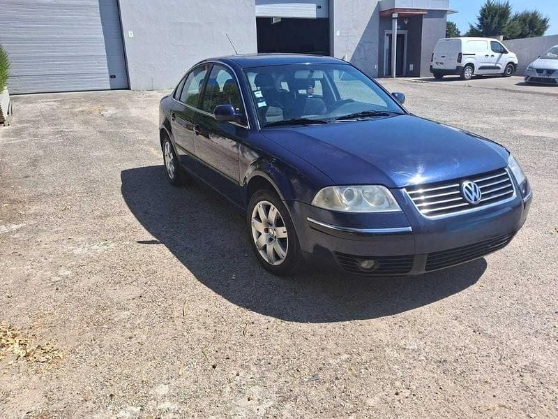 Usado 2001 VW Passat Sedan | € 3.750 (Preço justo) - Imagem 1/4