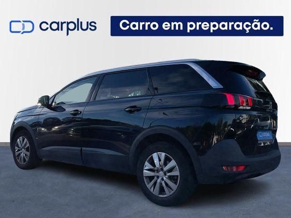 Usado Peugeot 5008 Crossway 130 HP (95 kW) 2018 Preto SUV