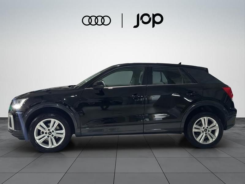 Usado Audi Q2 Advanced 116 HP (85 kW) 2025 Preto SUV