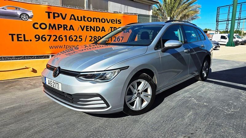 Usado VW Golf VIII Life 110 HP (80 kW) 2021 Cinzento Carrinha