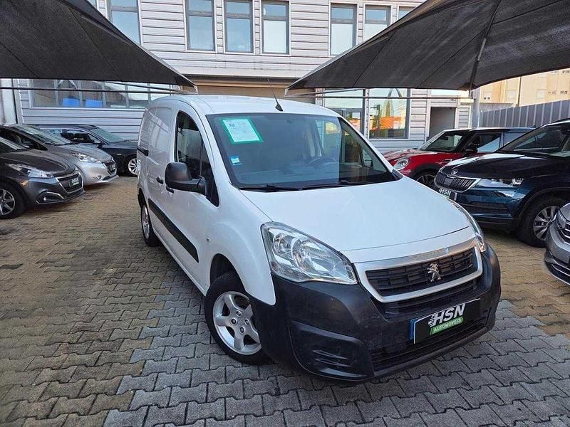 Branco Usado 2018 Peugeot Partner Van | € 10.500 (Preço justo) - Imagem 1/4