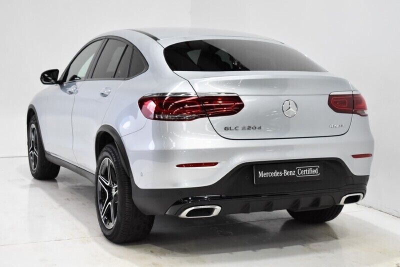 Cinzento Usado 2022 Mercedes GLC220 SUV | € 66.900 - Imagem 1/4
