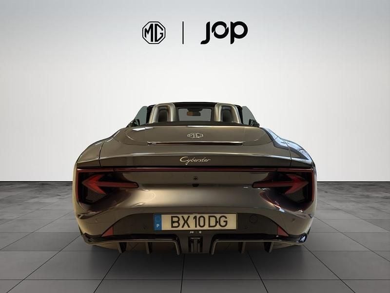 Novo MG Cyberster 375 kW (510 HP) 2025 Cinzento Cabrios