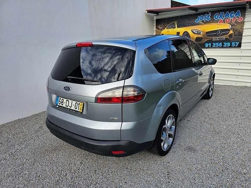 Usado Ford S-MAX S 125 HP (91 kW) 2007 Cinzento Monovolume