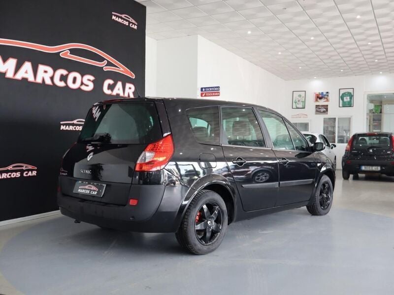 Usado Renault Grand Scénic II 105 HP (77 kW) 2008 Preto Monovolume